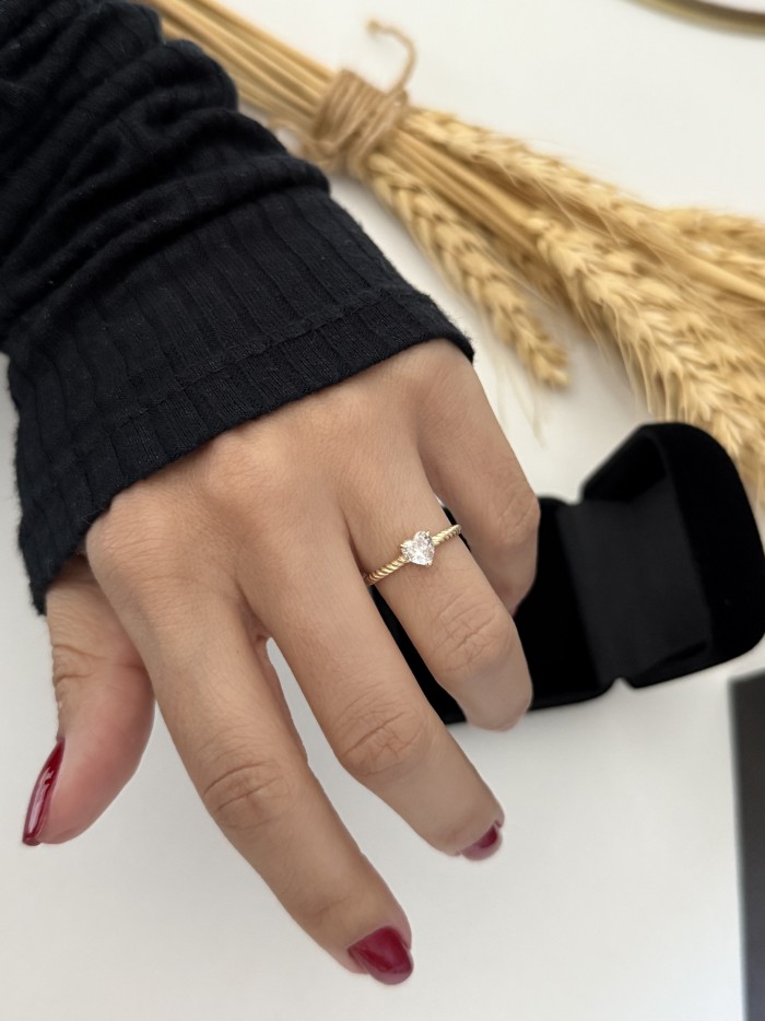 Anel solitário Laço de amor