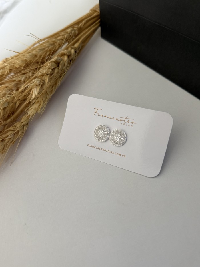 Brinco Clássico Cravejado