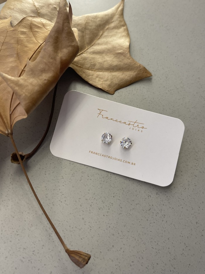 Brinco ponto de luz Ouro